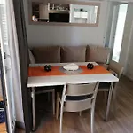 Mobile Mali Raj منتزه العطل *